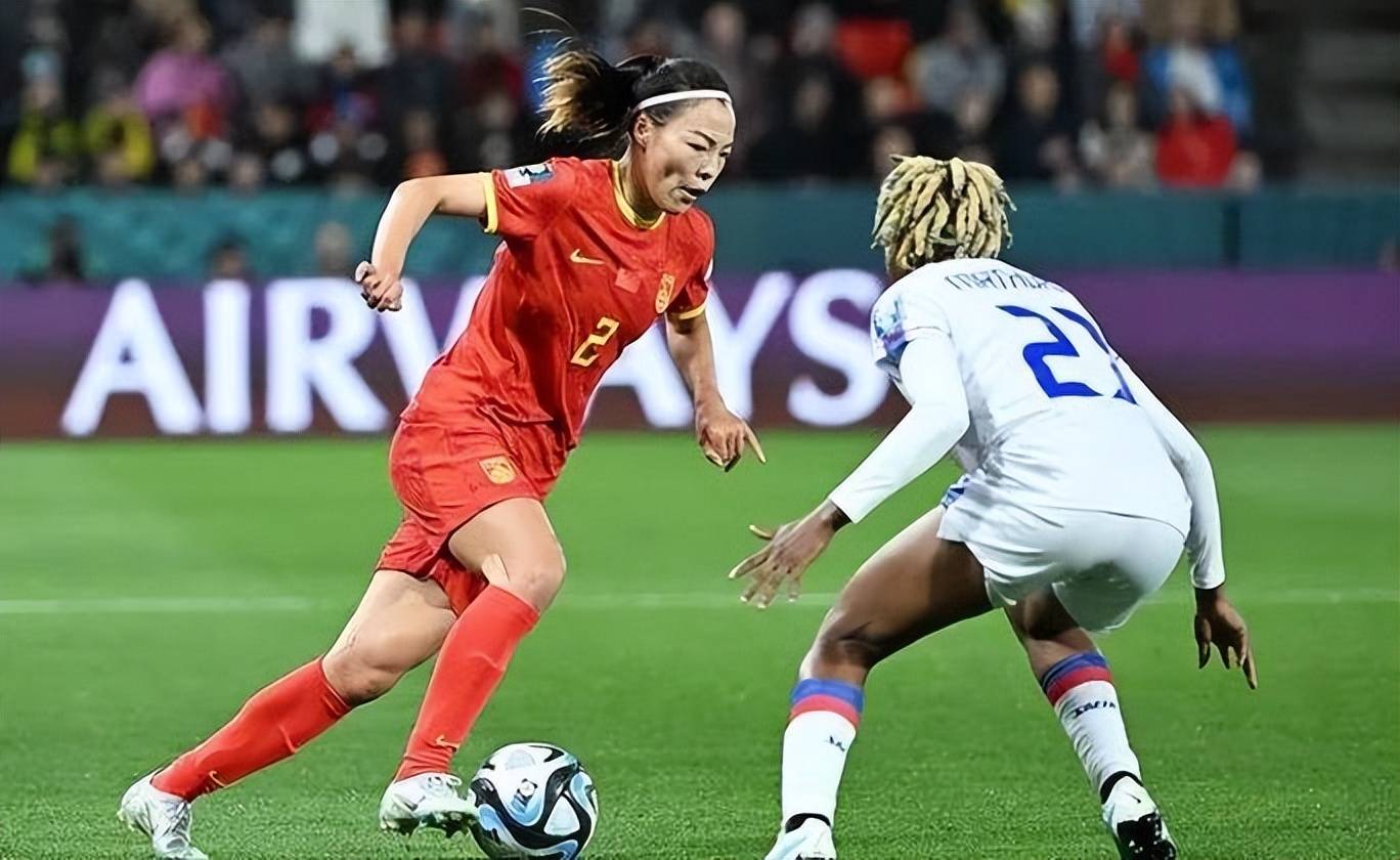 国际女足锦标赛欢快开赛，争霸赛情烈烈的简单介绍