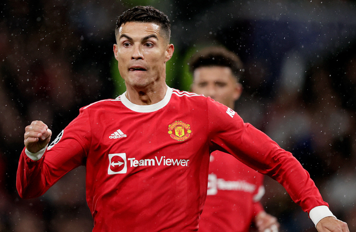 抓住机会反超比分，球队晋级成功