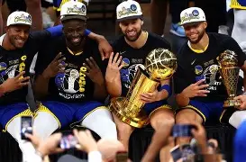 世俱杯改制-勇士队再制霸一切，东西强者巧逢