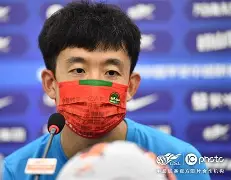 世俱杯分组-摩斯主场取胜，士气高涨朝前迈进