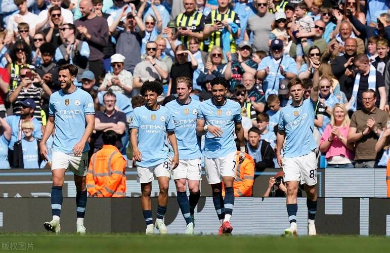 世俱杯赛程-包含曼城主场大胜埃弗顿，继续保持不败战绩的词条