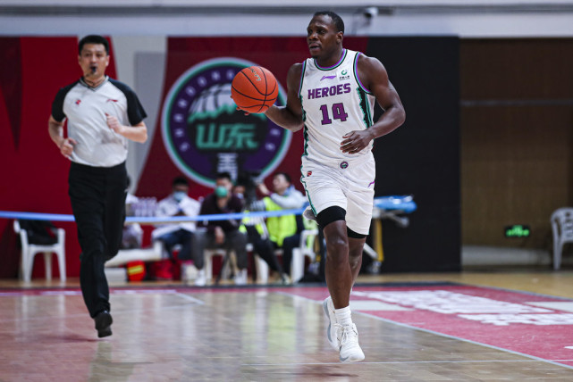 包含鹈鹕力克山西队，陶汉林状态火热的词条