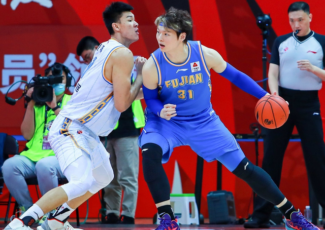 世俱杯官网-北京队翻盘福建队,王哲林刷新纪录