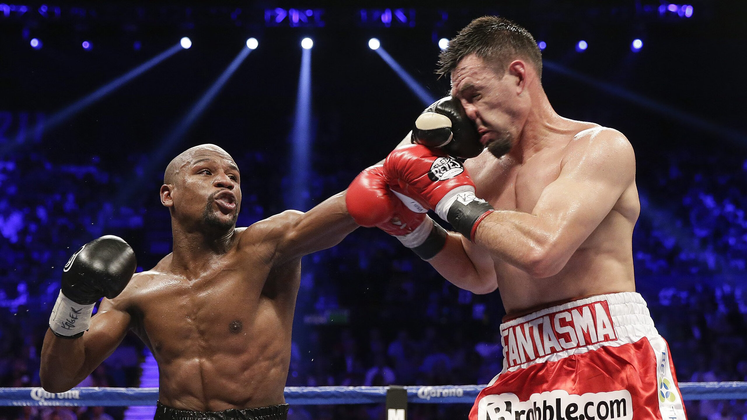 硝烟中崛起,布克绝杀背后的超新星对决