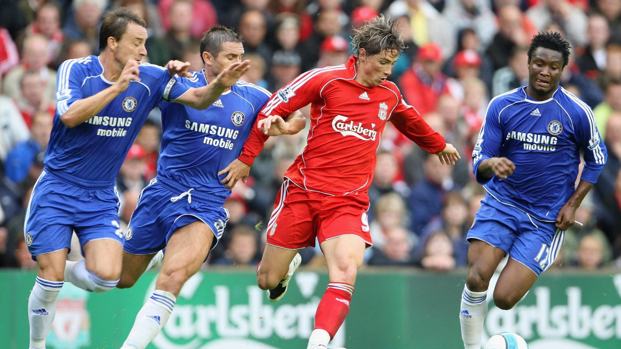 当奥地利人绝杀日耳曼战车时,世界的另一角,萨拉赫正将全队扛在肩上